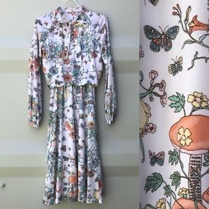 VINTAGE white polyester dress with mushroom print